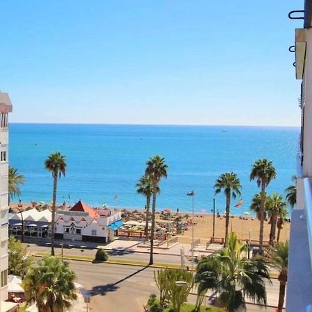 Victoria Luxury Beachfront Apartment In Benalmadena Costa Екстер'єр фото