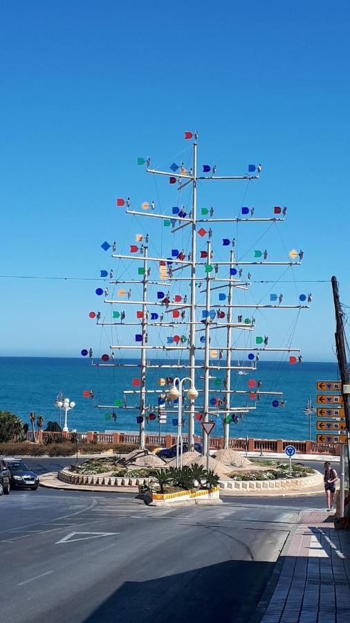Victoria Luxury Beachfront Apartment In Benalmadena Costa Екстер'єр фото