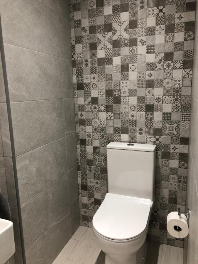 Victoria Luxury Beachfront Apartment In Benalmadena Costa Екстер'єр фото