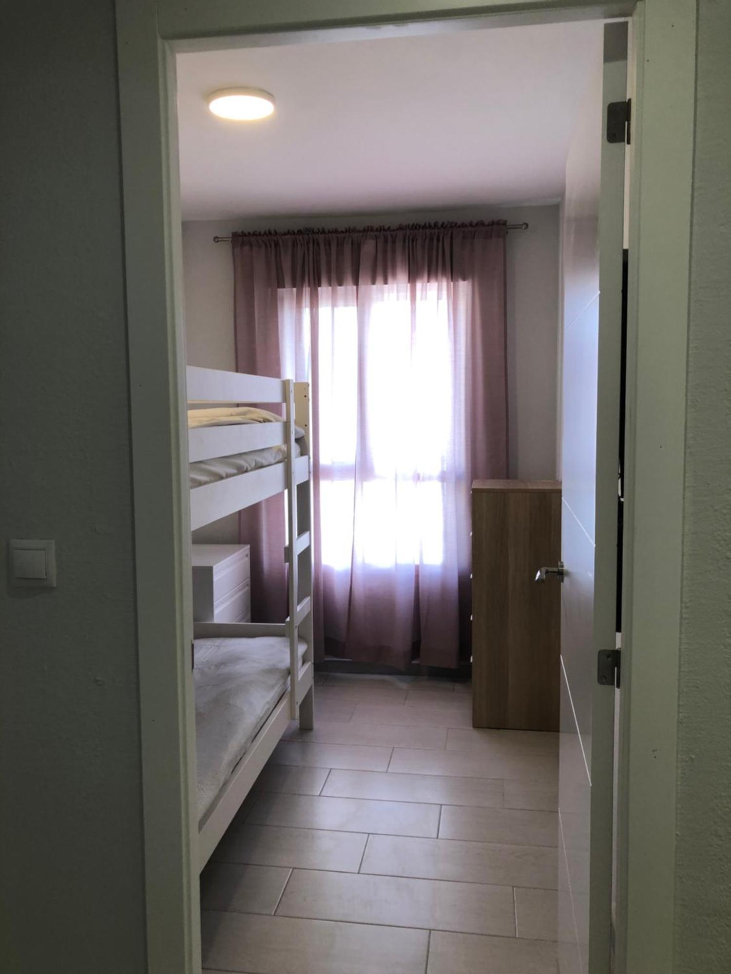 Victoria Luxury Beachfront Apartment In Benalmadena Costa Екстер'єр фото
